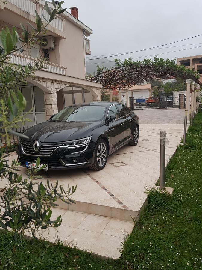 Holiday Home Celuga バール エクステリア 写真